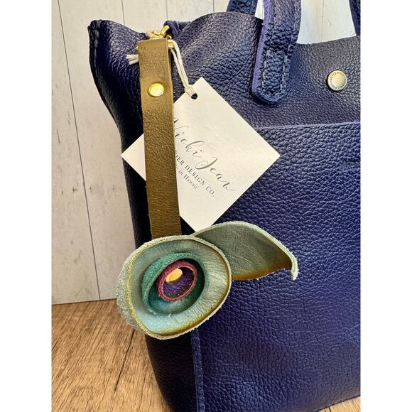 Genuine Leather Tassel Charm Keychain Crossbody Bag Blue Aqua Leather Bag Flair - Picture 1 of 7